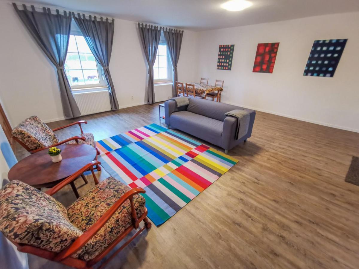 Apartment In Herrenhaus Gross Pinnow Eksteriør bilde